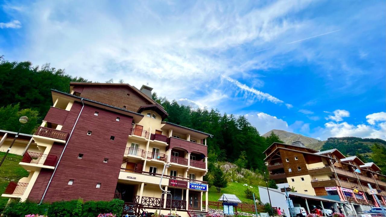 La Foux D'Allos Au Pied Des Pistes Luaran gambar